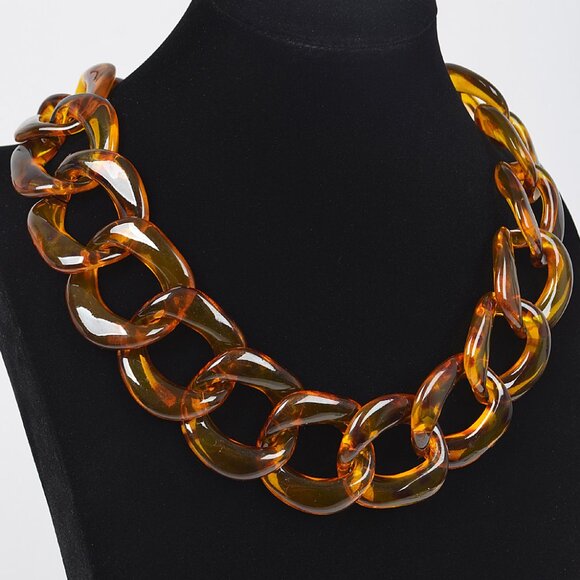Super Trendy Acrylic Tortoise Chain Necklace - Picture 2 of 3